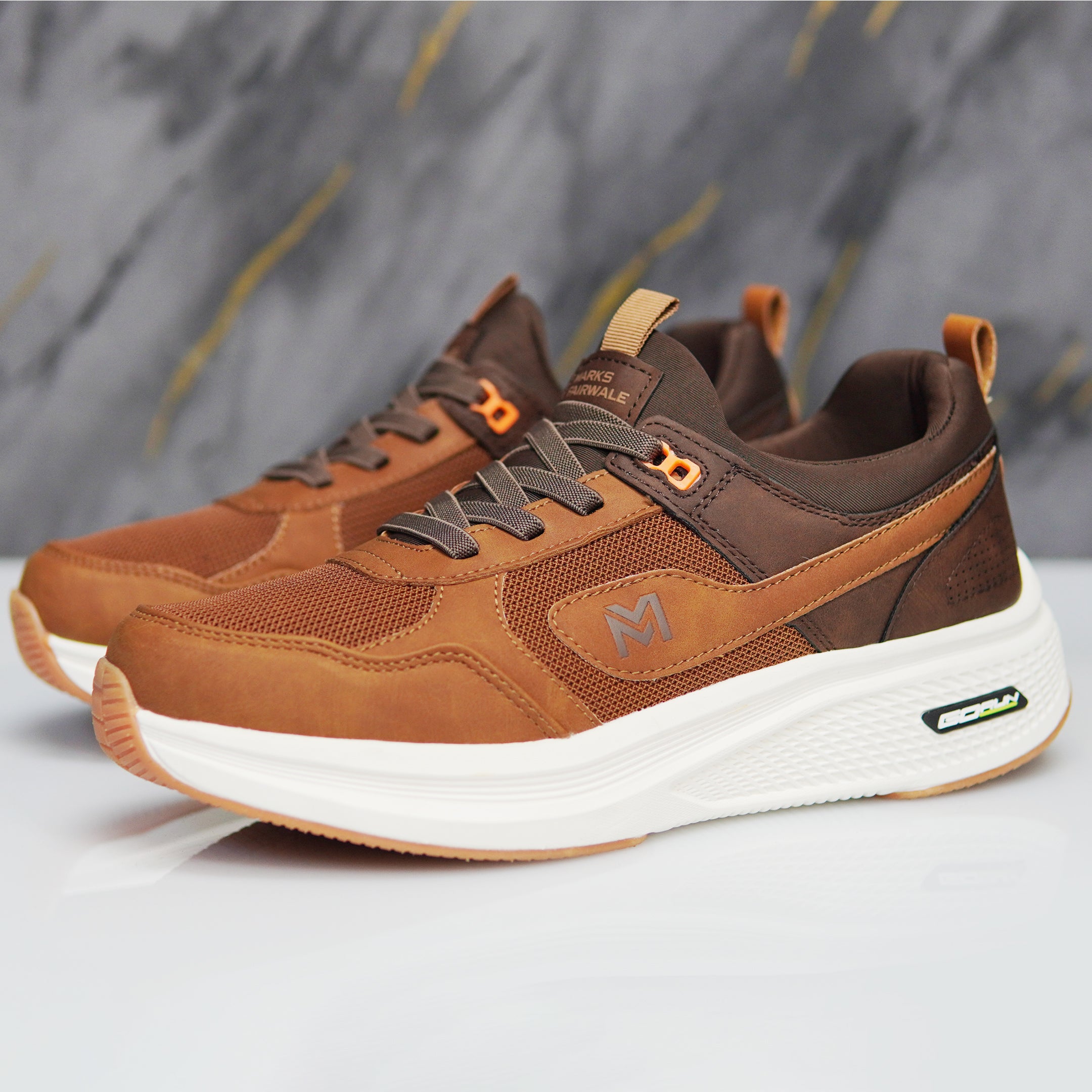MF Skechers GO RUN: Max Cushioning & Air-Cooled Memory Insole – Shop in Pakistan - 2417 - STEP EXPO